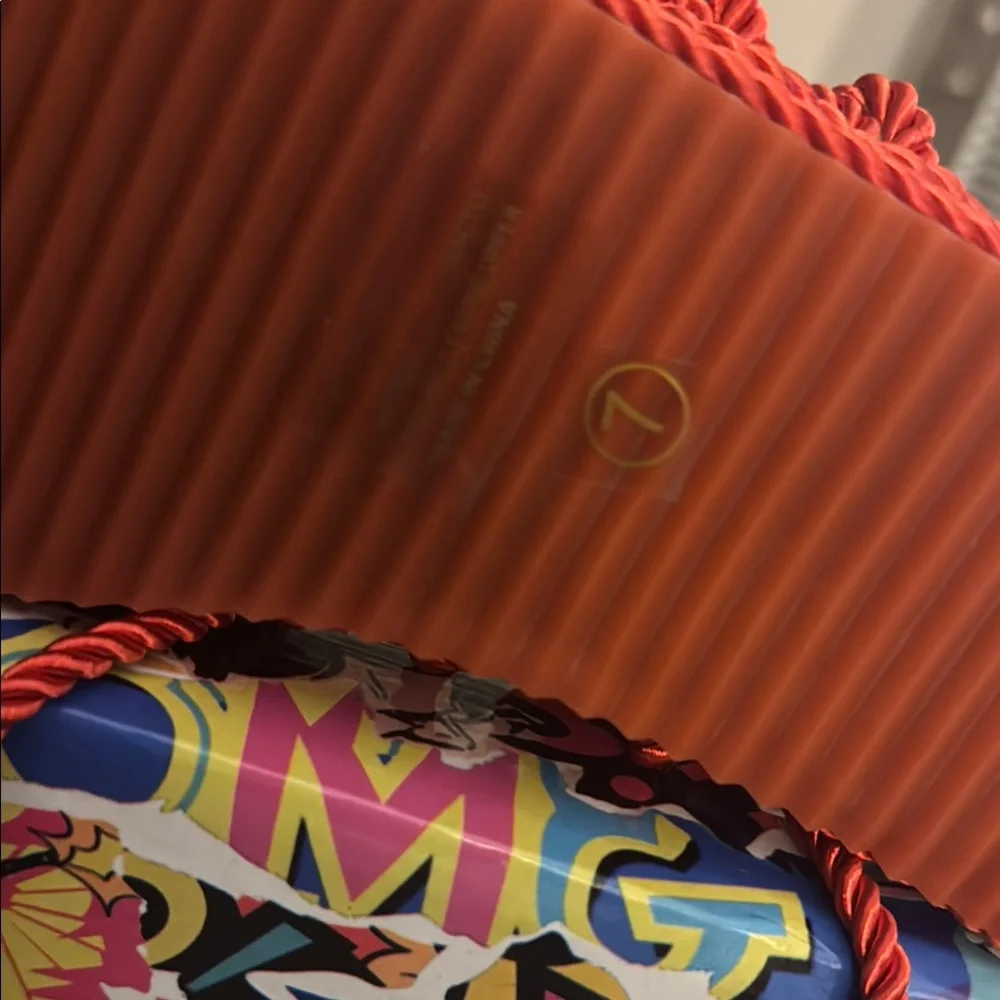 Cape Robbin Women's RED❣️Sandals BRAND NEW IN BOX❣️(pictured in Pink but RED)